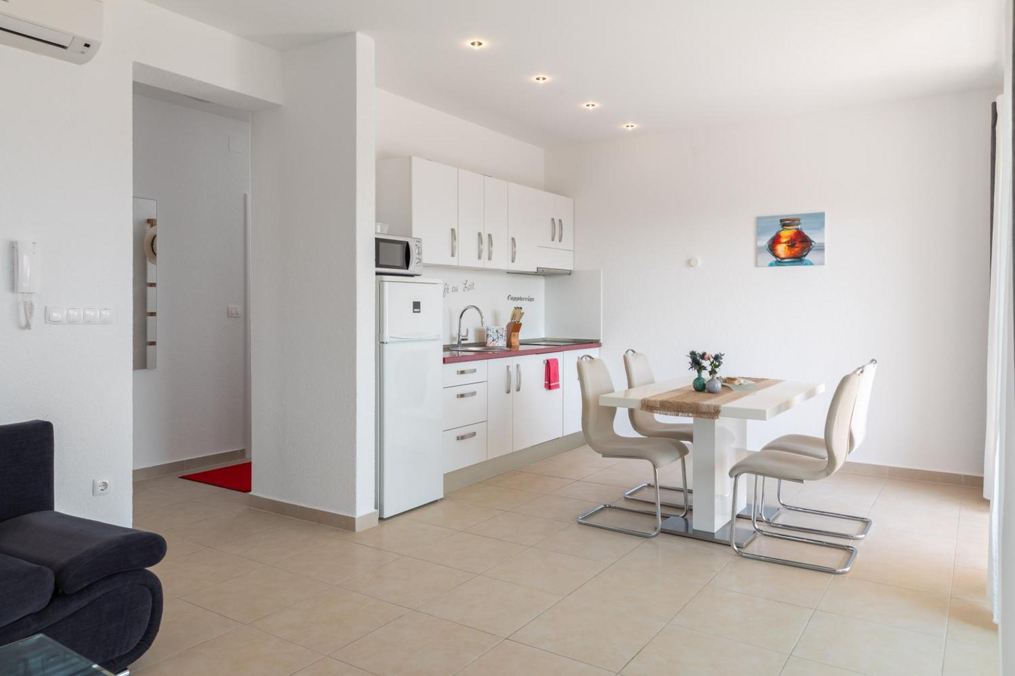 Appartments Villa Daria Marusici  Buitenkant foto
